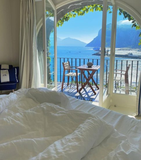 Travel arrangements - capri 2